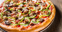 Load image into Gallery viewer, CHICKEN KEBAB WITH ONION RINGS PIZZA